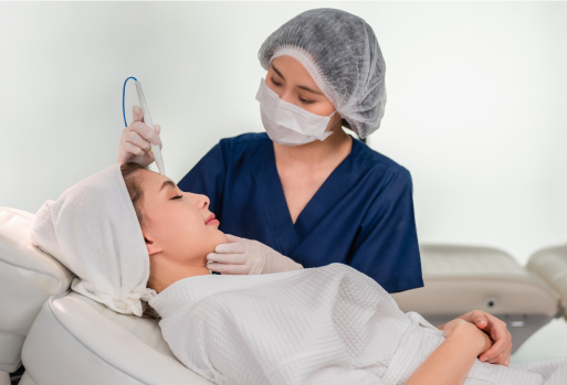 Esthetics Training Programs in Ontario
